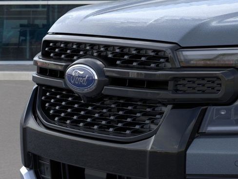 New 2025 Ford Ranger Lariat w/ FX4 Off-Road Package image 19