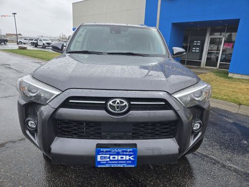 Used 2023 Toyota 4Runner SR5 Premium w/ Moonroof Package image 8