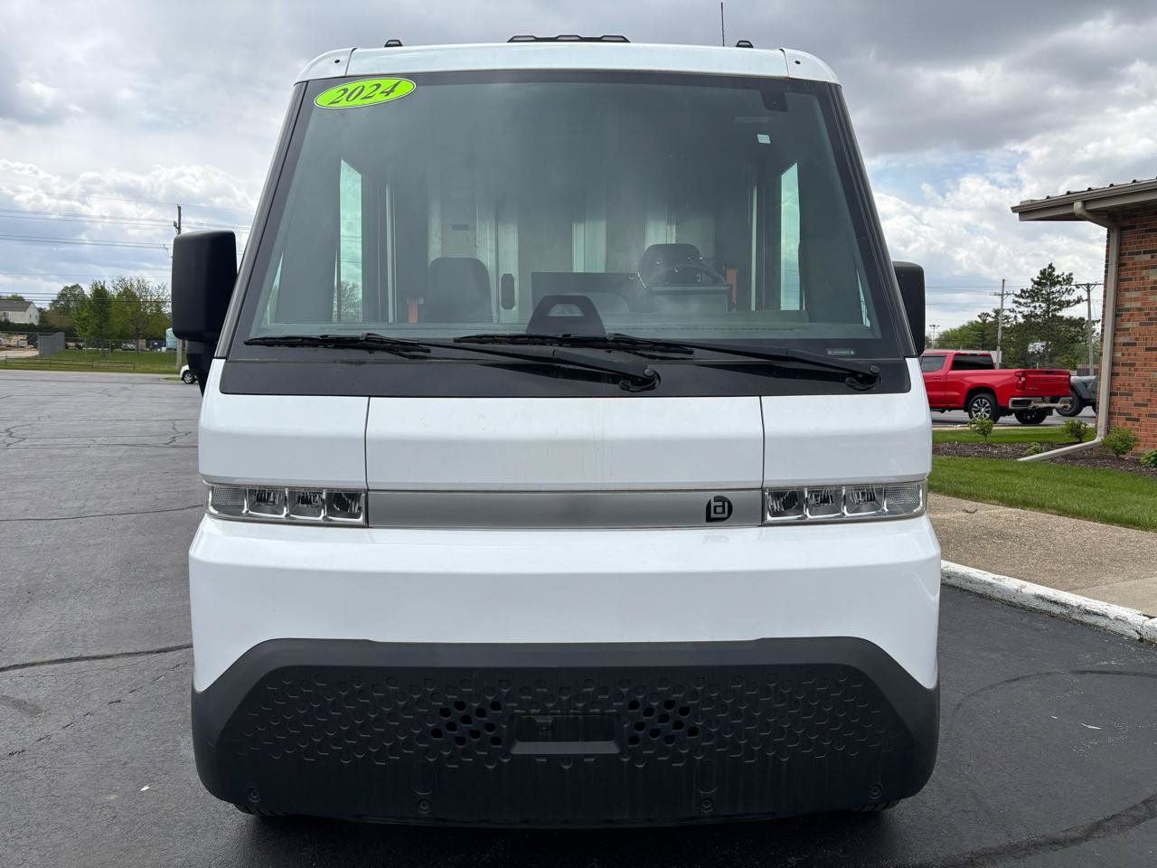 Used 2024 Chevrolet Brightdrop 600 w/ Commercial Equipment Package AWD/4WD image 8