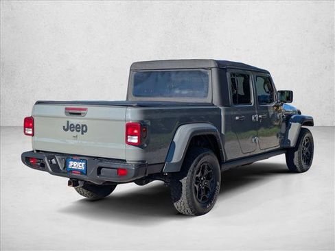 Used 2021 Jeep Gladiator Sport image 5