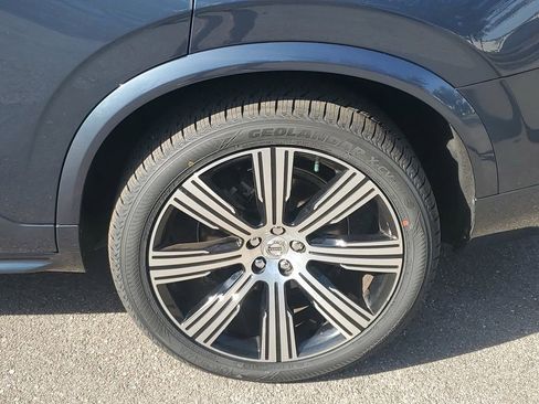 Used 2021 Volvo XC90 T6 Inscription w/ Protection Package Premier image 13