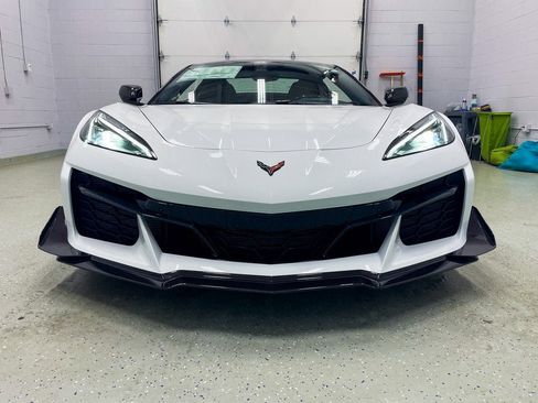 New 2025 Chevrolet Corvette Z06 w/ Z07 Performance Package image 7