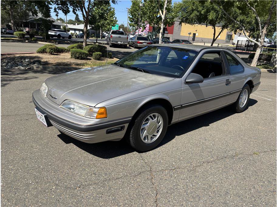 Used 1990 Ford Thunderbird LX RWD image 1