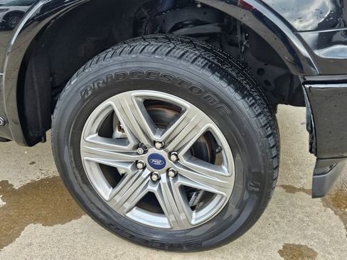 Used 2018 Ford F150 Lariat w/ Equipment Group 502A Luxury image 3