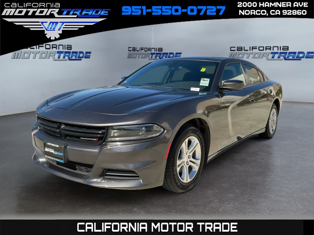 Used 2022 Dodge Charger SXT RWD image 1
