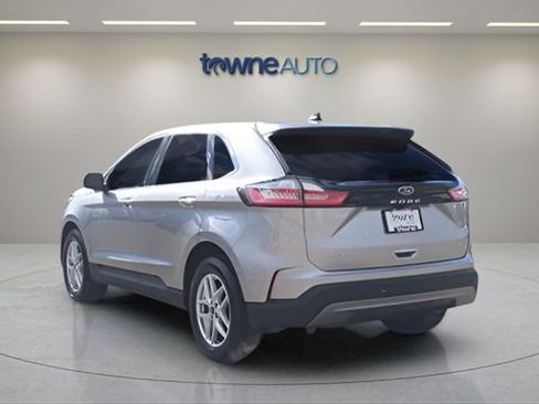 Used 2022 Ford Edge SEL AWD/4WD image 3