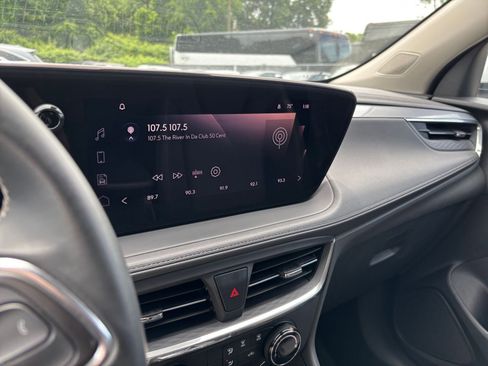 Used 2025 Buick Encore GX Preferred FWD image 20