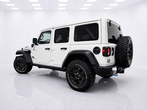 Used 2023 Jeep Wrangler Unlimited w/ Sun & Screen Package AWD/4WD image 6