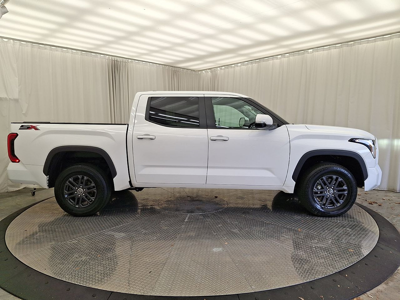 Used 2024 Toyota Tundra SR5 w/ SR5 Convenience Package AWD/4WD image 29