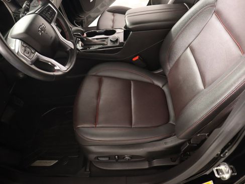 Used 2024 Chevrolet Blazer RS w/ Enhanced Convenience Package image 11