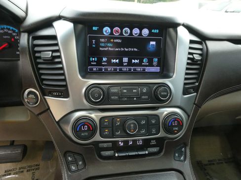 Used 2017 Chevrolet Tahoe Premier AWD/4WD image 22