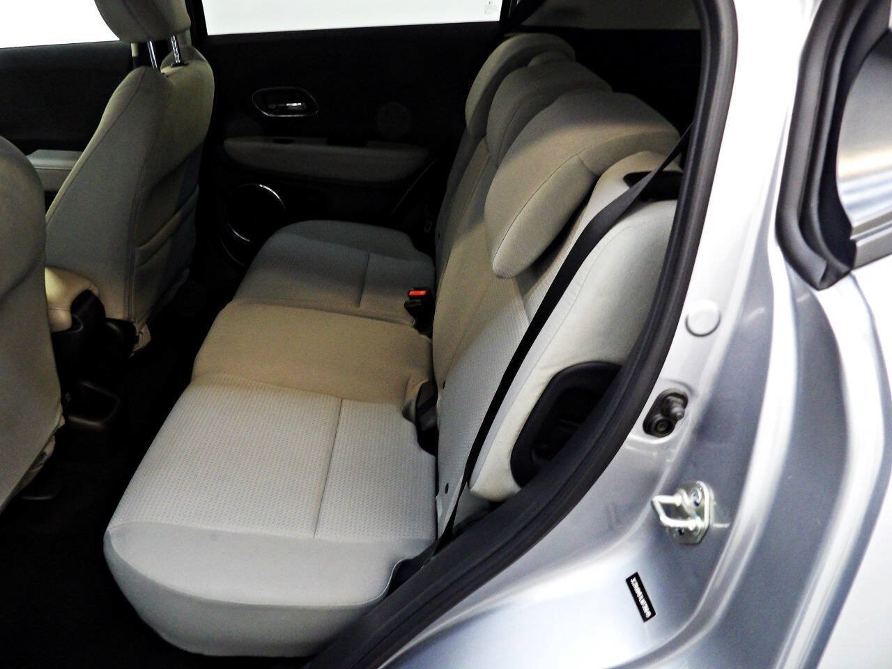 Used 2020 Honda HR-V EX image 10