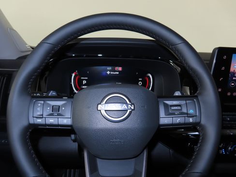 New 2026 Nissan Pathfinder Platinum image 20