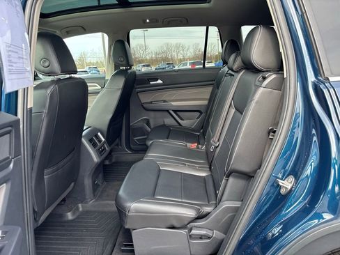 Used 2021 Volkswagen Atlas SEL image 18