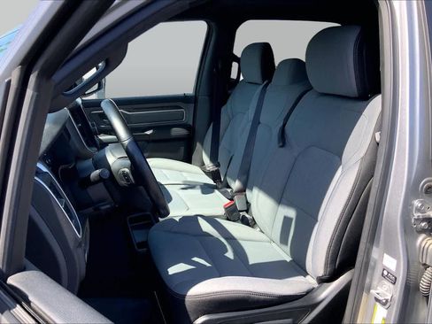Used 2022 RAM 1500 Big Horn RWD image 7