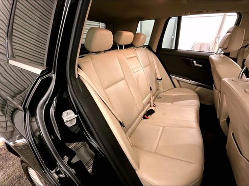 Used 2015 Mercedes-Benz GLK 350 4MATIC image 27