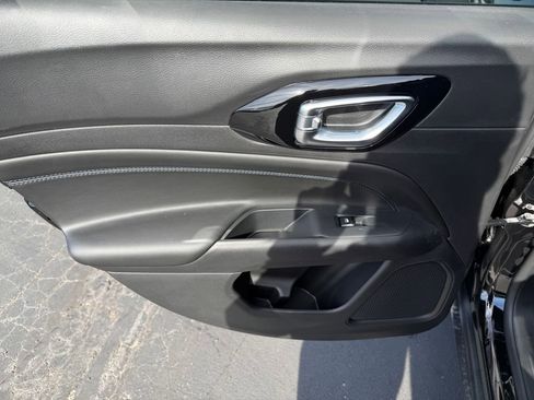 New 2026 Jeep Compass Limited AWD/4WD image 24