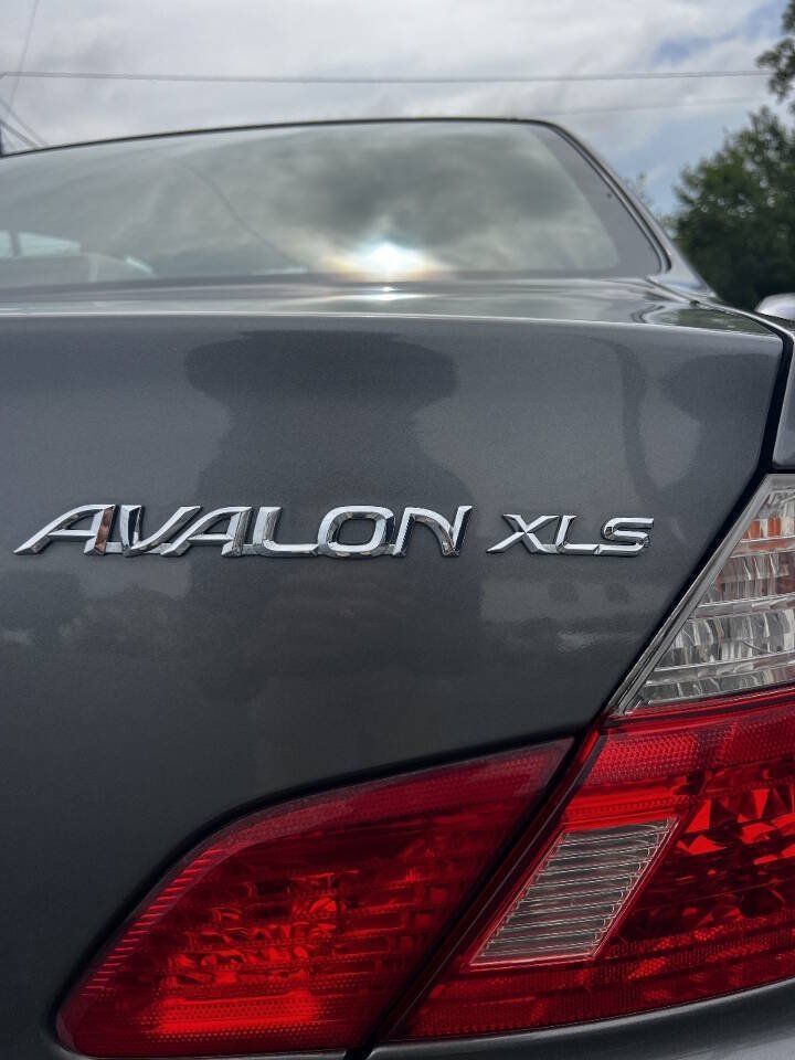 Used 2004 Toyota Avalon XL FWD image 5
