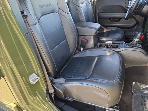 Used 2021 Jeep Wrangler Unlimited Sahara image 23