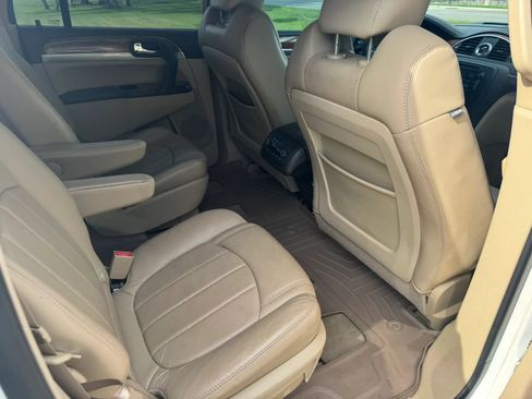 Used 2011 Buick Enclave CXL w/ LPO, Cargo Convenience Pkg AWD/4WD image 32