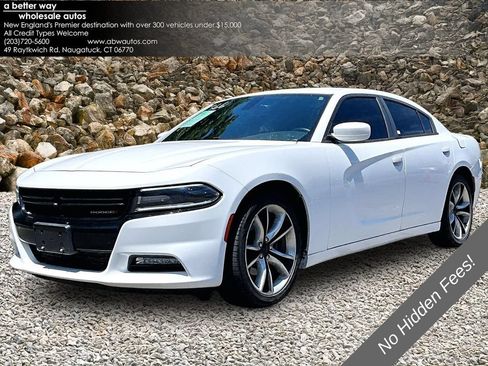 Used 2016 Dodge Charger R/T RWD image 1