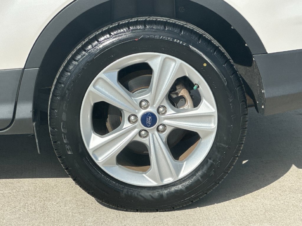 Used 2016 Ford Escape SE w/ SE Leather Comfort Package FWD image 25