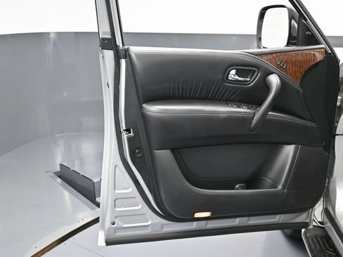 Used 2019 Nissan Armada Platinum w/ Captain's Chairs Package RWD image 41