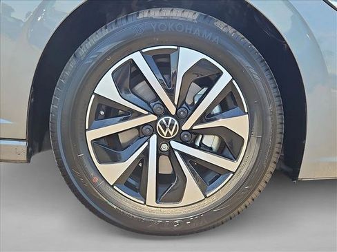 Used 2024 Volkswagen Jetta S FWD image 28