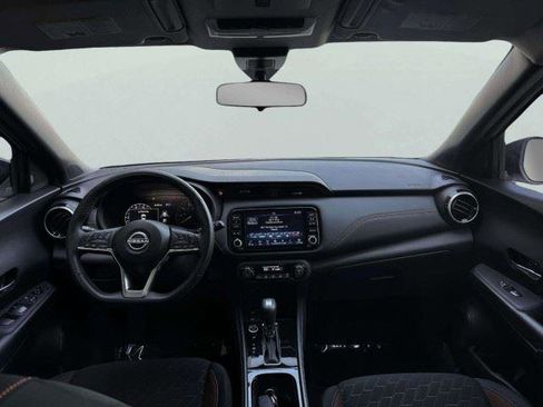 Used 2024 Nissan Kicks SR FWD image 39