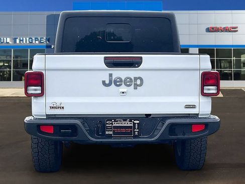 Used 2023 Jeep Gladiator Overland AWD/4WD image 5