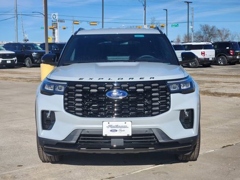 New 2026 Ford Explorer ST-Line w/ ST-Line Street Pack image 6