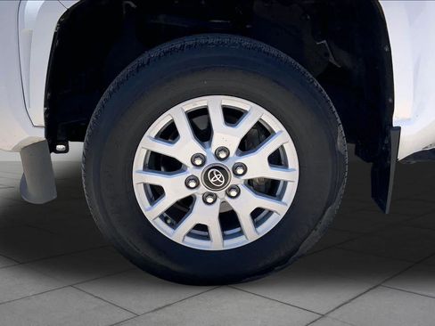 Used 2024 Toyota Tacoma SR5 RWD image 11