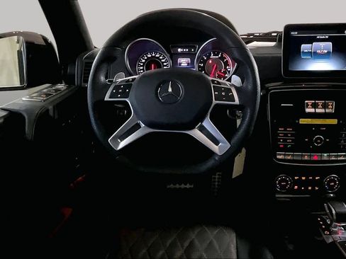 Used 2017 Mercedes-Benz G 63 AMG 4MATIC image 8