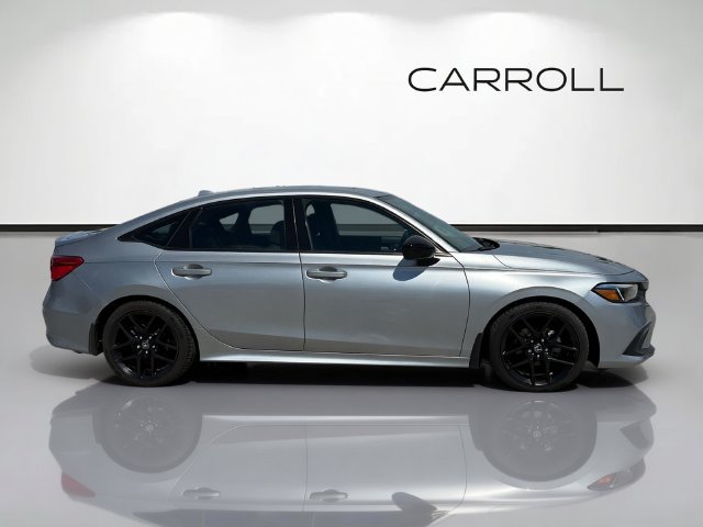 Used 2023 Honda Civic Sport image 2