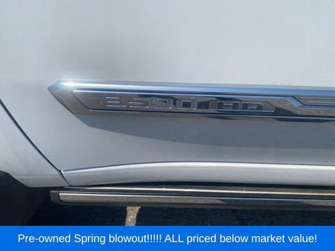Used 2025 Chevrolet Silverado 3500 High Country w/ High Country Premium Package AWD/4WD image 18