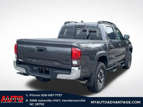 Used 2019 Toyota Tacoma TRD Off-Road AWD/4WD image 3