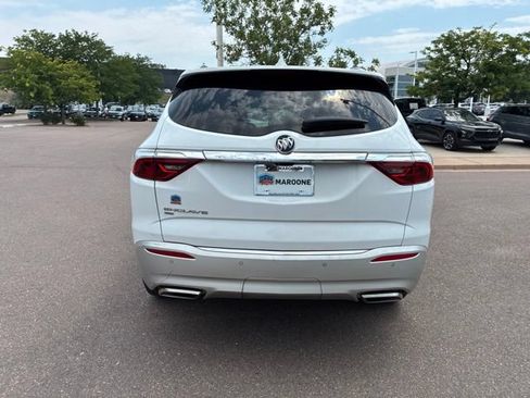 Used 2024 Buick Enclave Premium AWD/4WD image 5
