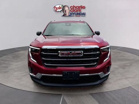 Used 2025 GMC Acadia Elevation w/ Elevation Premium Package FWD image 8