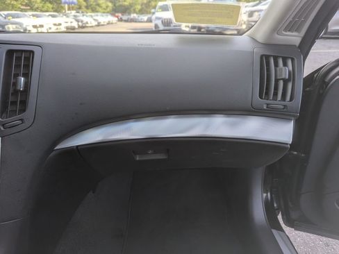 Used 2013 INFINITI G37 Convertible w/ Premium Pkg RWD image 32