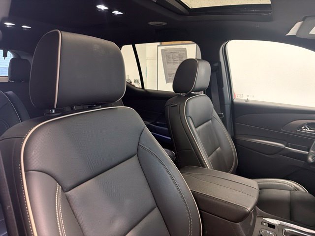 Used 2023 Chevrolet Traverse Premier AWD/4WD image 42