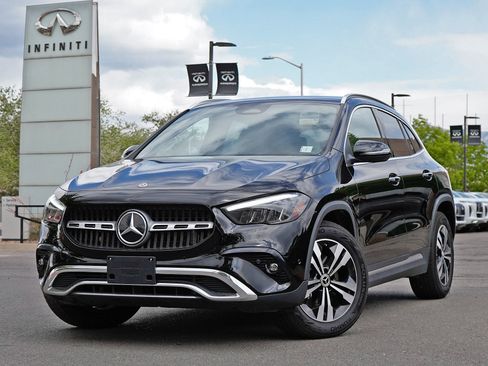 Used 2025 Mercedes-Benz GLA 250 image 1