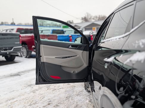 Used 2017 Hyundai Tucson SE image 26