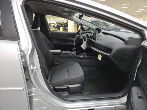 New 2026 Toyota Prius LE image 8