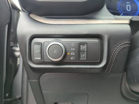 Used 2022 Ford Explorer Platinum w/ Equipment Group 601A AWD/4WD image 41