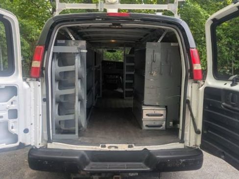 Used 2013 GMC Savana 3500 RWD image 13