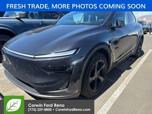 Used 2026 Tesla Model Y AWD image 3