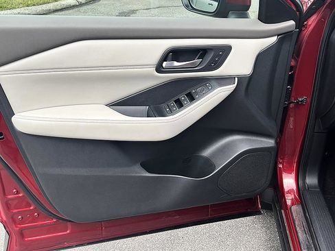 Certified 2023 Nissan Rogue SL w/ SL Premium Package AWD/4WD image 20