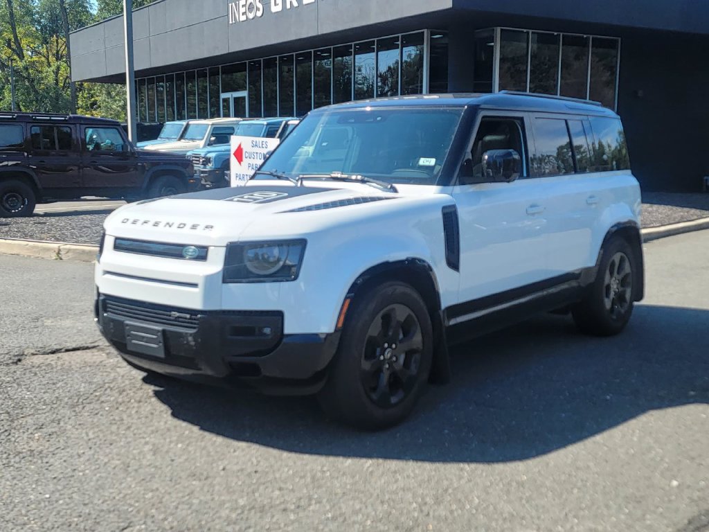 Used 2022 Land Rover Defender 110 X-Dynamic HSE AWD/4WD image 4