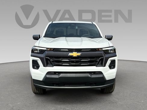 New 2025 Chevrolet Colorado LT w/ LT Convenience Package image 25