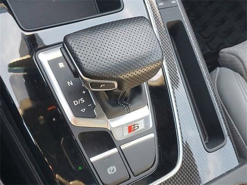 Used 2022 Audi SQ5 Premium w/ Convenience Package image 28